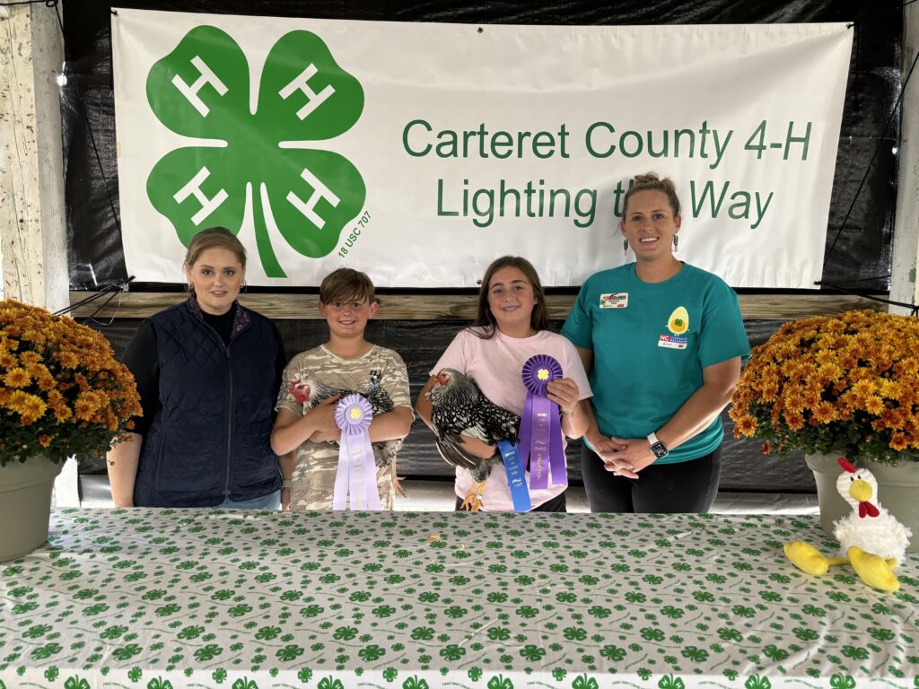 Chicken Showmanship Champion and Reserve Champion